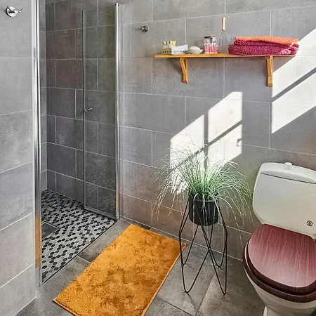 Tatil Evi Gorgeous In With Kitchen