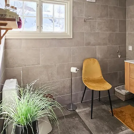 Gorgeous In With Kitchen